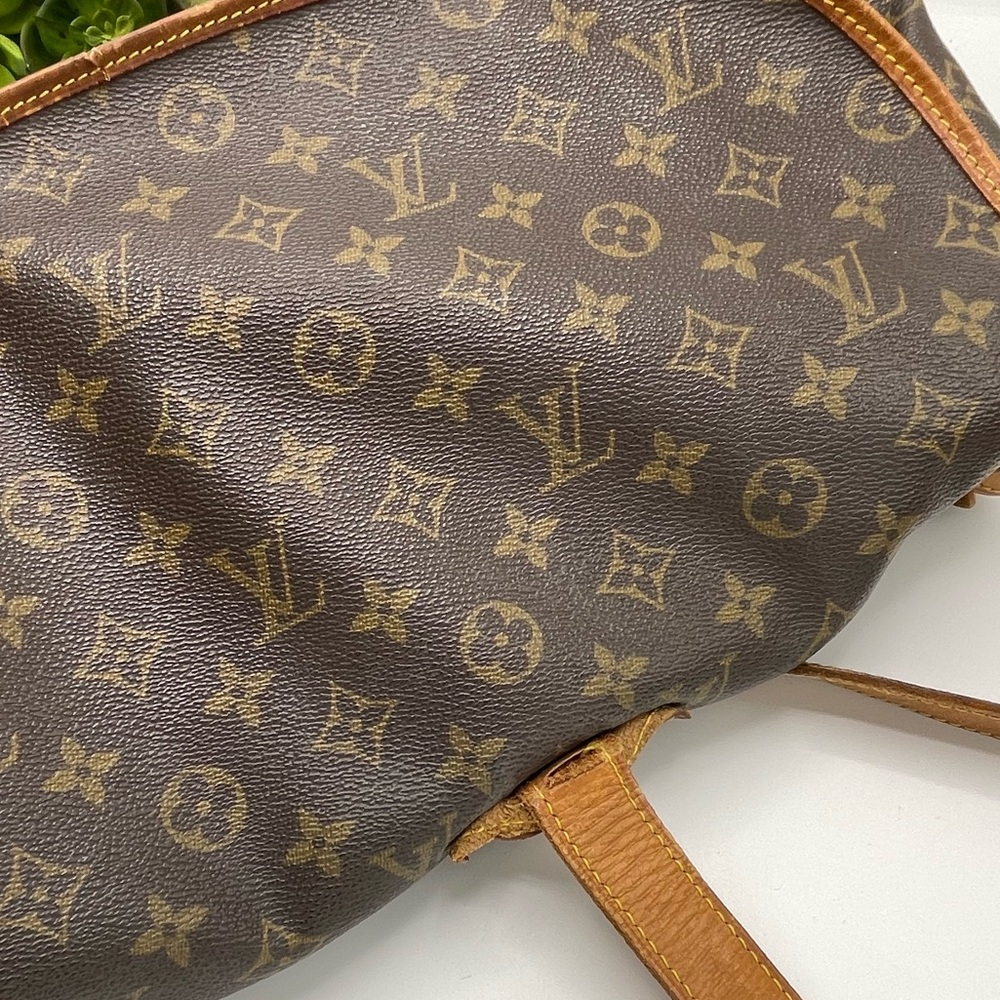 AUTHENTIC Louis Vuitton Monogram Saumur 43 - Picture 4 of 15